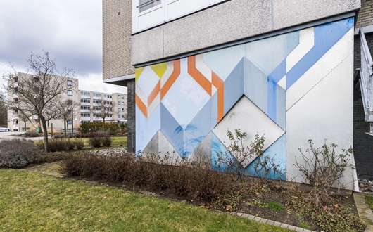 Detail des Kunstwerks in der Solmitzstraße.